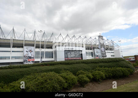 Fußball - Sky Bet Championship - Derby County / Burnley - Pride Park Stadium. Eine allgemeine Ansicht des Pride Park Stadions, Heimat von Derby County Stockfoto