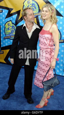 MTV Movie Awards - Billy Boyd & Rosamund Pike Stockfoto