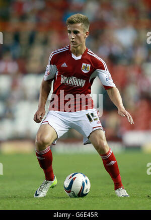 Fußball - Capital One Cup - zweite Runde - Bristol City gegen Crystal Palace - Ashton Gate. Joe Bryan von Bristol City während des Capital One Cup-Spiels in der zweiten Runde am Ashton Gate in Bristol. Stockfoto