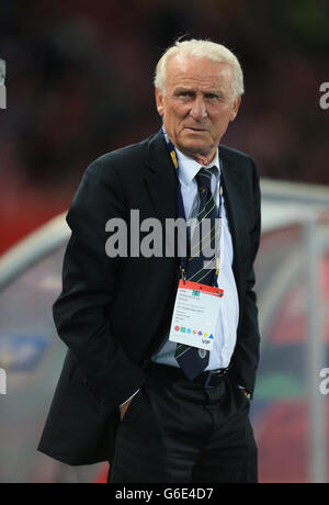 Der irische Manager Giovanni Trapattoni vor dem FIFA-WM-Qualifikationsspiel im Ernst Happel-Stadion, Wien, Österreich. Stockfoto