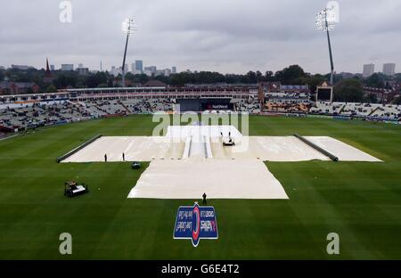 Cricket - NatWest One Day International Series - Third One Day International - England / Australien - Edgbaston. Rain hört während des dritten One Day International in Edgbaston, Birmingham, auf zu spielen. Stockfoto