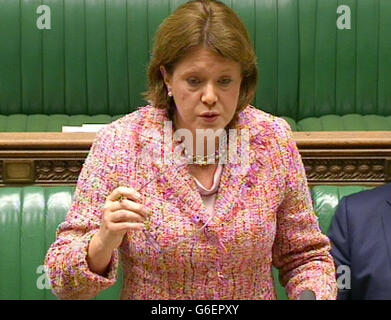 Kulturministerin Maria Miller Statement ein Commons auf Presse-Verordnung in das House Of Commons in London. Stockfoto