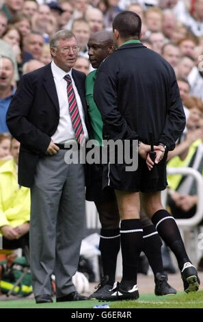 Newcastle V Man Utd Fergie & Schiedsrichter Stockfoto