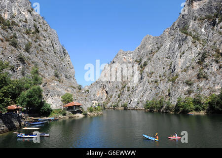 Reisestab - Skopje. Gesamtansicht des Matka Canyon in Skopje, Mazedonien. Stockfoto