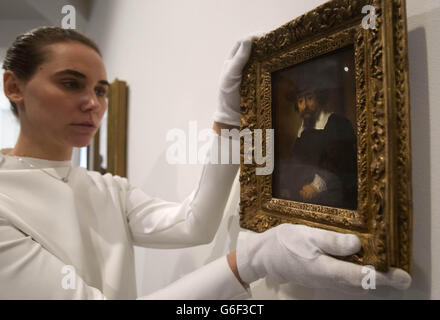 Rohe Wahrheit Ausstellung Stockfoto