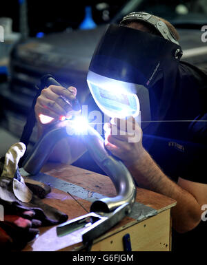 Auto-Reparatur-Lager Stockfoto