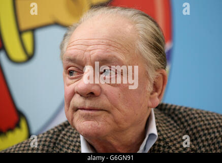 Sir David Jason während der Lisle International Präsentation seiner neuesten Vorschulimmobilie und animierten TV-Serie PIP auf der Brand Licensing Europe Ausstellung in Olympia im Westen Londons. Stockfoto