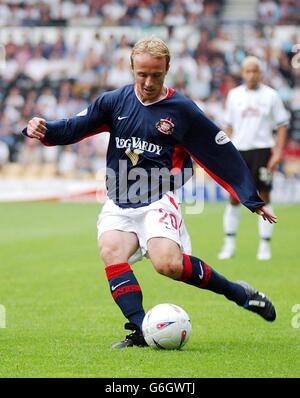 Sunderland Mittelfeldspieler Thomas Butler im Einsatz gegen Derby County während ihres Nationwide Division One Spiels in Pride Park, Derby. KEINE INOFFIZIELLE CLUB-WEBSITE. Stockfoto