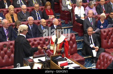 Doreen Lawrence, die Mutter des ermordeten schwarzen Teenagers Stephen Lawrence, während der kurzen Zeremonie, in der sie ihren Platz im Haus der Herren nahm. Stockfoto