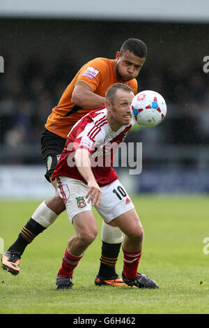 Fußball - Skrill Football Conference - Barnet V Wrexham - Hive-Stadion Stockfoto