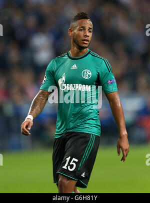 Fußball - UEFA Champions League - Gruppe E - Schalke 04 V Chelsea - Veltins-Arena. Dennis Aogo, Schalke 04 Stockfoto