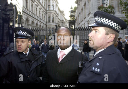 Chris Eubank nach Irak Protest verhaftet Stockfoto