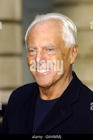 Modedesigner Giorgio Armani bei der Vorstellung von Giorgio Armani: A Retrospective an der Royal Academy of Arts im Zentrum von London. Die große Ausstellung wird die Karriere des international renommierten Modedesigners erforschen. Stockfoto