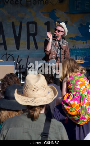 Billy Bragg auf der Bühne beim Festival 2015 Maverick Americana Stockfoto