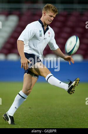 Welsh Scrum-Half Dwayne Peel beim Training auf den Ballymore Rugby Union Fields, vor dem Rugby Union-Weltcup-Spiel gegen England im Suncorp Stadium, Brisbane am Sonntag. KEINE NUTZUNG DES MOBILTELEFONS. WEBSITES DÜRFEN WÄHREND DES SPIELS NUR ALLE FÜNF MINUTEN EIN BILD VERWENDEN Stockfoto