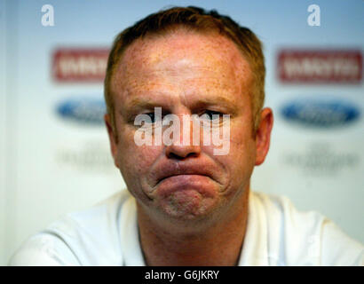 Alex McLeish, Manager der Glasgow Rangers, bei einer Pressekonferenz vor dem morgigen Champions-League-Spiel gegen Manchester United in Old Trafford. Stockfoto