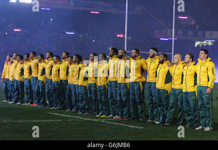 Das australische Team stellt sich vor dem Spiel des Viagogo Autumn Test in Murrayfield, Edinburgh, an. Stockfoto