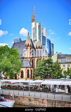 FRANKFURT am MAIN, Deutschland - ca. Juni 2016: Die Stadt Frankfurt am Main, Deutschland Stockfoto