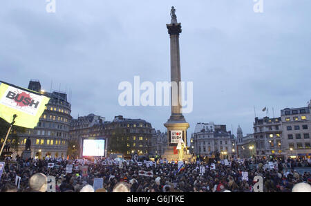 Anti-Bush-Protest auf dem Trafalgar Square Stockfoto