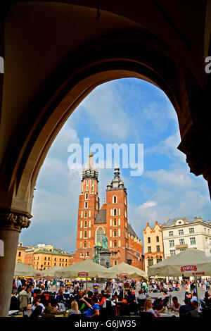 St. Marien Kirche Marktplatz Krakau Polen Stockfoto