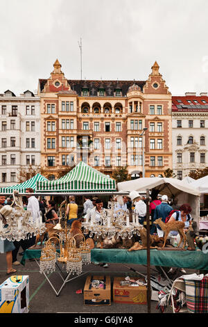 Flohmarkt am Naschmarkt-Platz in Wien, Austria, Europe Stockfoto