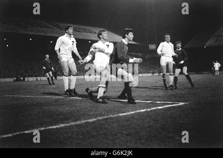 Fußball - European Cup Winners Cup - Viertel-Final - Hinspiel - Cardiff City V Torpedo Moskau - Ninian Park Stockfoto