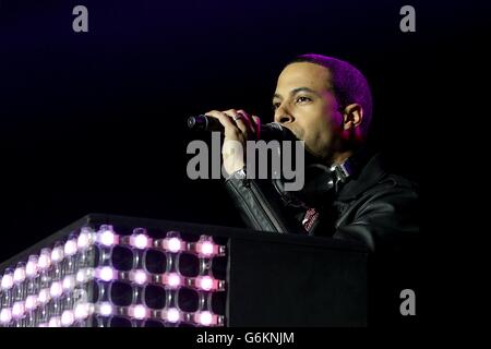 Marvin Humes spielt auf der Bühne während des Capital FM Jingle Bell Ball 2013 in der O2 Arena, London. Stockfoto