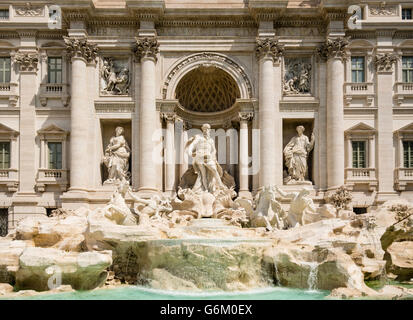 Trevi-Brunnen oder Fontana di Trevia in Rom Italien Stockfoto