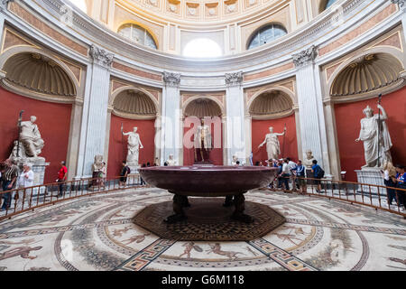 Der Runde Raum (Sala Rotonda) in die Vatikanischen Museen in Rom, Italien Stockfoto