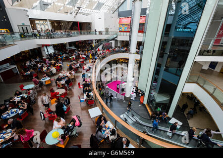 Food-Court im Einkaufszentrum St. Enoch Centre in Glasgow, Schottland, Vereinigtes Königreich Stockfoto