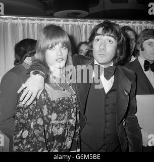 Schlagzeuger Keith Moon, Schlagzeuger der Rockband The Who, und seine Frau Kim Kerrigan. Stockfoto