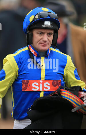 Pferderennen - Southwell Racecourse. Liam Keniry, Jockey. Stockfoto