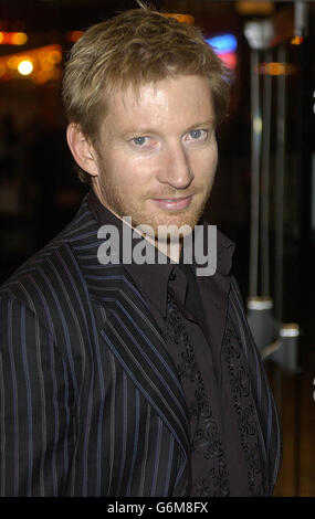 Der Star des Films David Wenham kommt zur britischen Premiere von Herr der Ringe: Die Rückkehr des Königs auf dem Odeon Leicester Square im Zentrum von London. Der dritte Film in der Herr der Ringe-Trilogie - Regie: Peter Jackson - erscheint am 17. Dezember 2003. Stockfoto
