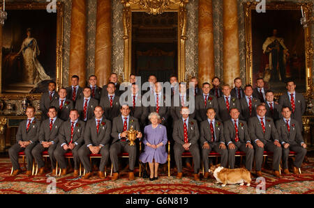 Weltcup-Sieger treffen die Queen Stockfoto