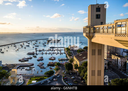 Elevador Lacerda, historischen Art-Deco-Aufzug, Salvador, Bahia, Brasilien Stockfoto