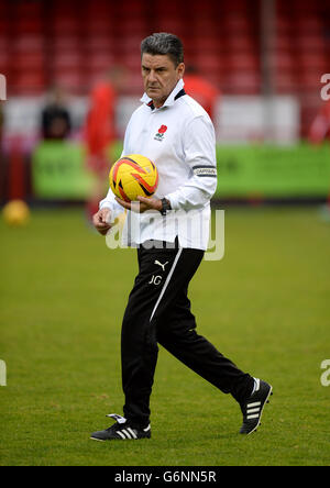 Soccer - Sky Bet League One - Crawley Town / Preston North End - Checktrade.com Stadium. John Gregory, Stadtmanager von Crawley Stockfoto