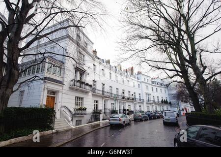 Eine allgemeine Ansicht von Egerton Crescent, in Kensington, London, die als Lloyds Bank Bericht als der liebste Ort zum Leben genannt wurde, mit dem Stadtteil Kensington und Chelsea Heimat von sechs der 10 teuersten Straßen in England und Wales. Stockfoto