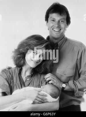 TV - Schauspieler Leslie Grantham und Familie - London Stockfoto