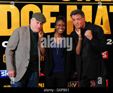 Robert De Niro, Nicola Adams und Sylvester Stallone bei einer Fotoaufnahme für einen neuen Film Grodge Match im Dorchester Hotel, London. Stockfoto