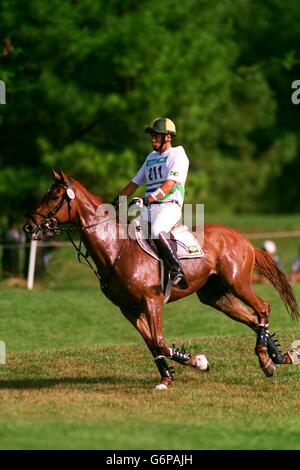 23-JUL-96 ... Atlanta Olympische Spiele ... Dreitägiges Event - Ausdauer - Sidney De Souza aus Brasilien mit Avalon Da Mata Stockfoto