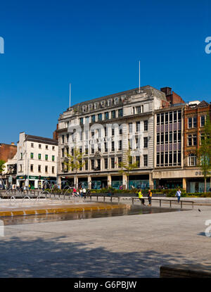 Kaufhaus Debenhams nahe Marktplatz im Stadtzentrum von Nottingham Nottinghamshire England UK Stockfoto