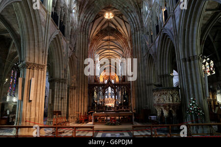 Worcester Cathedral - Stock. Ein allgemeiner Blick auf das Innere der Kathedrale von Worcester Stockfoto