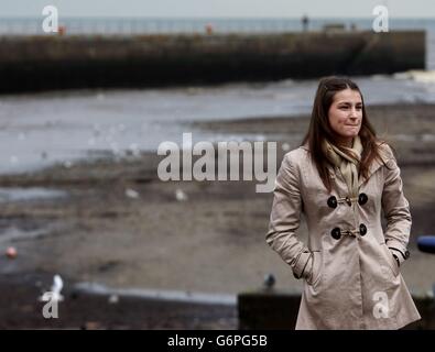 Olympiasiegerin Katie Taylor kommt zur Eröffnung des überarbeiteten Bray Boxing Clubs Wicklow, wo sie trainiert. Stockfoto