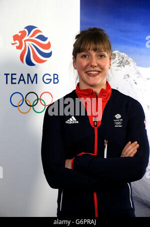 Damen-GB Olympic Curling-Teammitglied Lauren Gray während der Team GB-Kitting-Session im adidas Center, Stockport. Stockfoto