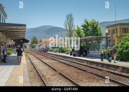 Pinhao Dorf Bahnhof, einem hübschen Dorf befindet sich in der Region Douro-Tal in Portugal. Stockfoto