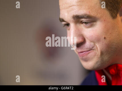 Großbritanniens GB1 Bobsleigh-Teammitglied Bruce Tasker während der Kitting-Out-Session im adidas Center, Stockport. DRÜCKEN Sie VERBANDSFOTO. Ausgabedatum: Mittwoch, 22. Januar 2014. Der Winter Olympic GB1 Schlitten wird von John Jackson mit den Bremsmännern Stuart Benson, Joel Fearon und Bruce Tasker pilotiert. Siehe PA Story SPORT Britain. Bildnachweis sollte lauten: Nick Potts/PA Wire Stockfoto