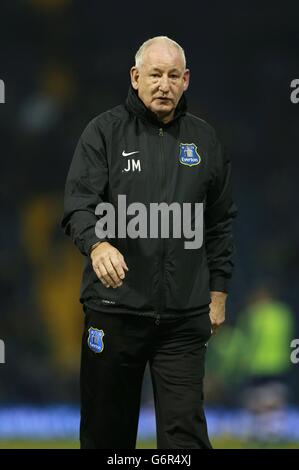 Fußball - Barclays Premier League - West Bromwich Albion gegen Everton - The Hawthorns. Everton Kit Manager Jimmy Martin Stockfoto