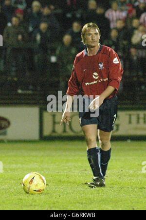 York City Spieler-Manager Chris Brass in Aktion während der Nationwide Division drei Spiel zwischen York City und Lincoln City bei Bootham Crescent, York. KEINE INOFFIZIELLE CLUB-WEBSITE. Stockfoto