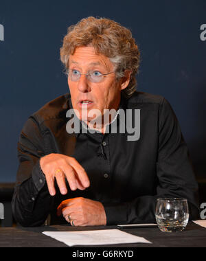 Roger Daltry von der WHO bei einer Pressekonferenz im Groucho Club in Soho, im Zentrum von London, um die Besetzung für die Teenage Cancer Trust Konzerte 2014 bekannt zu geben. Stockfoto