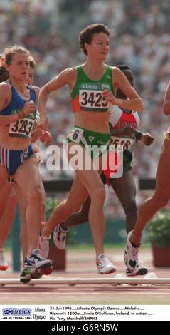 31-Jul-1996. Die Olympischen Spiele In Atlanta. Leichtathletik. Frauen: 1500 m. Sonia O'Sullivan, Lreland, in Aktion Stockfoto